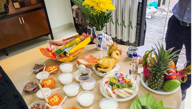 Hướng dẫn bày mâm cúng rằm tháng 7 cho công ty đúng và đầy đủ nhất | Nội  thất nhập khẩu - bàn ăn thông minh - Luxfuni