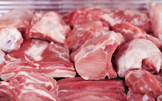 1.500 tấn thịt heo nhập khẩu từ Nga chuẩn bị bán ra thị trường để bình ổn giá - Tạp chí Tài chính