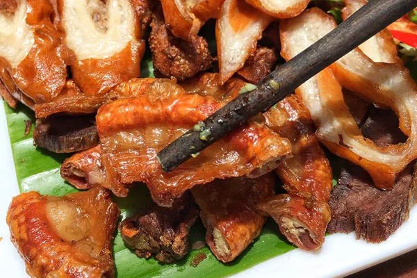 Ruột sống chiên giòn